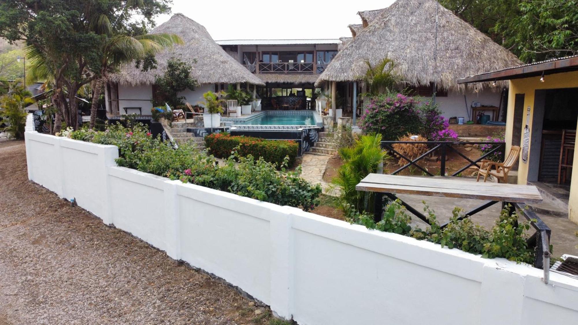 Casa De Olas Hostel ซานฮวนเดลซูร์ ภายนอก รูปภาพ