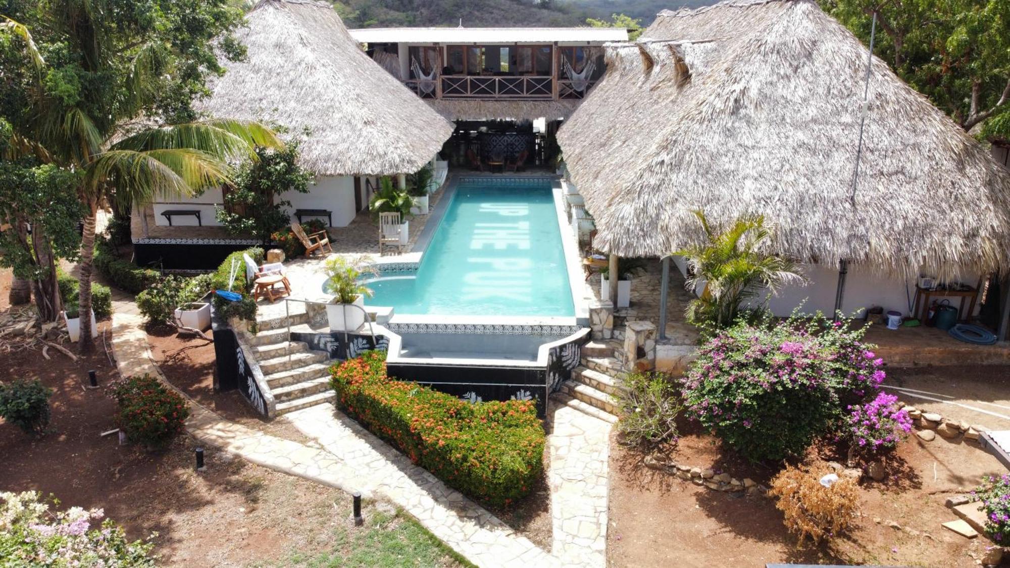 Casa De Olas Hostel ซานฮวนเดลซูร์ ภายนอก รูปภาพ