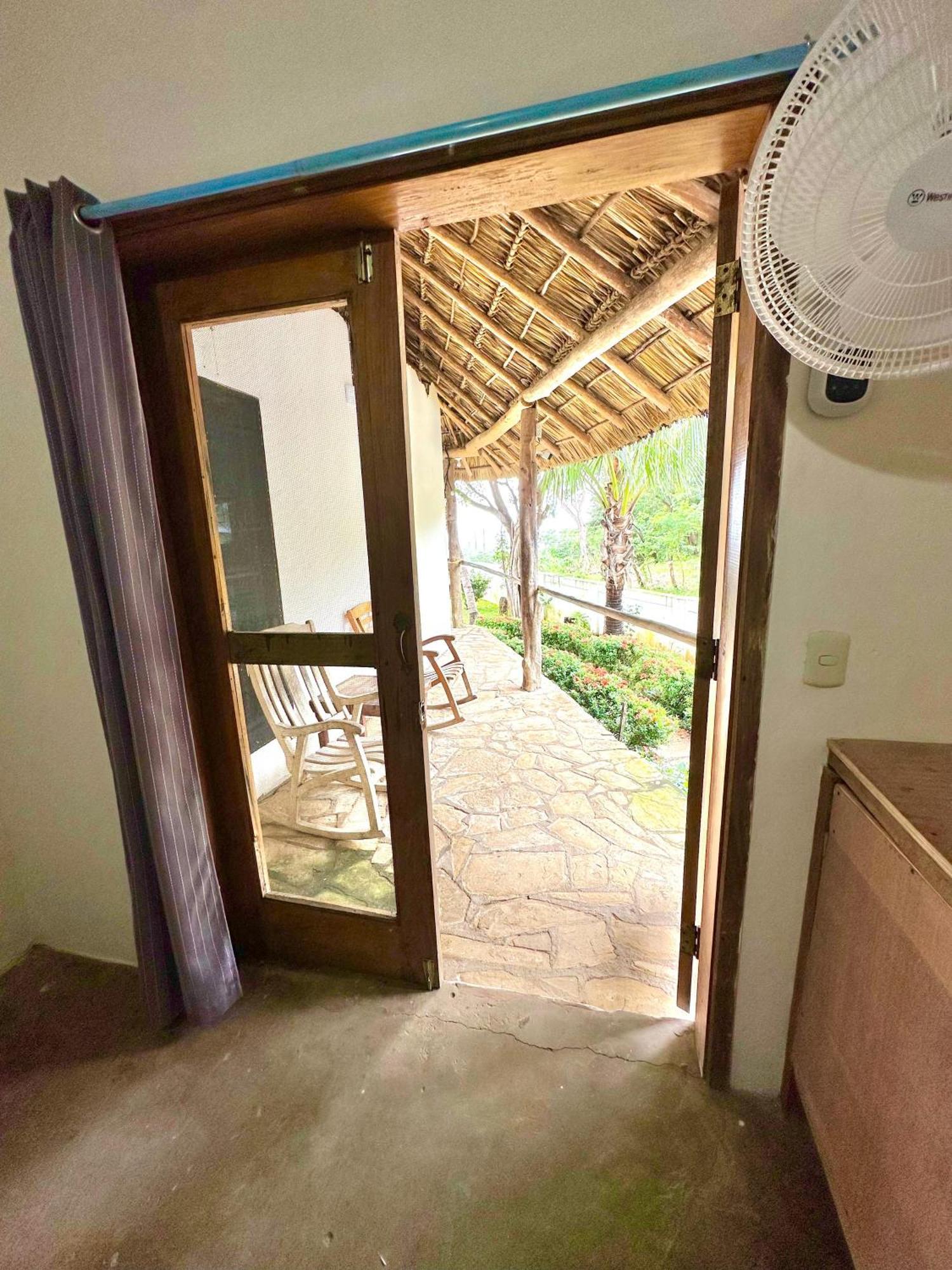 Casa De Olas Hostel ซานฮวนเดลซูร์ ภายนอก รูปภาพ